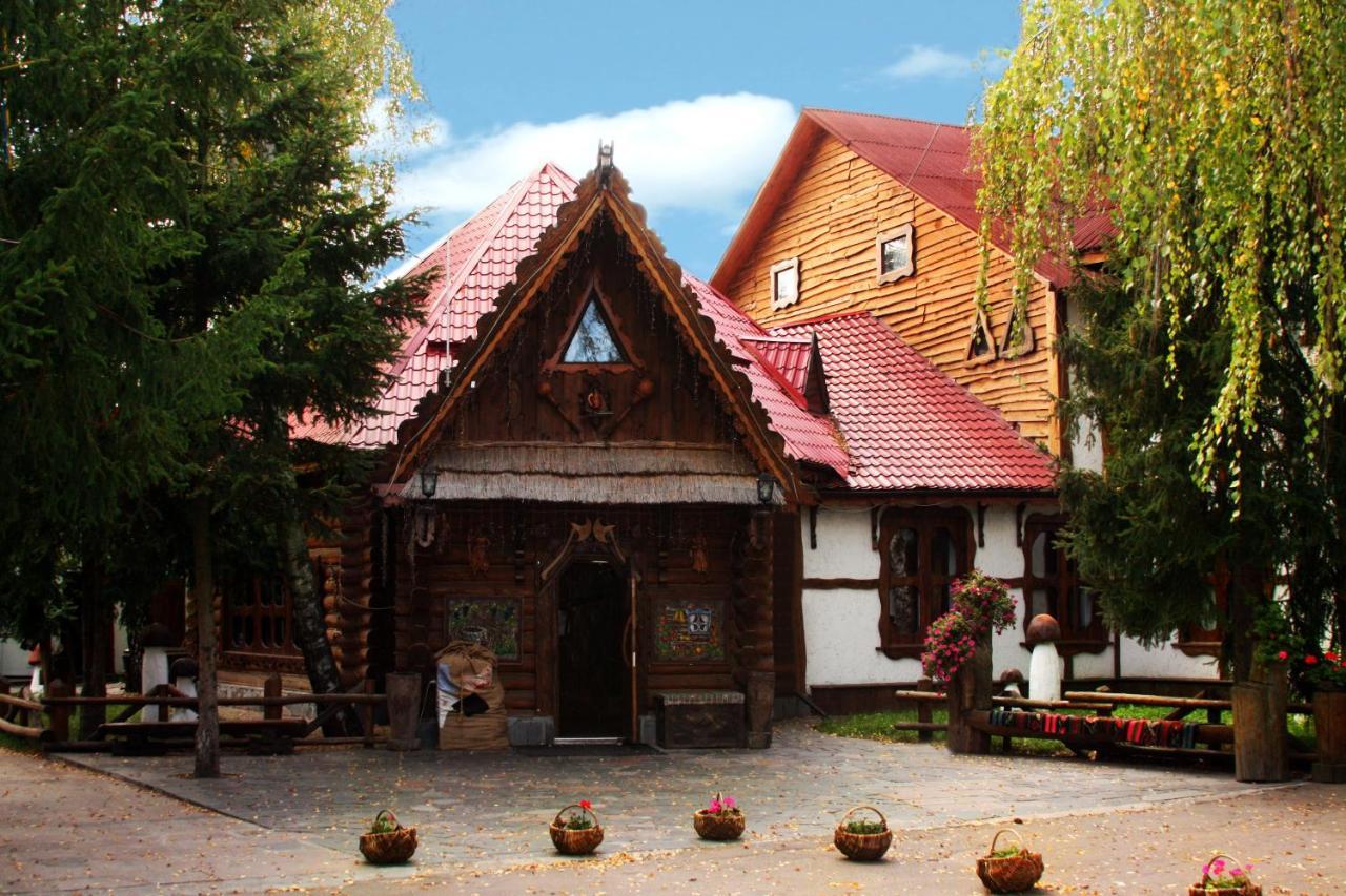 Комплекс Відпочинку "Колиба" Hotell Korosten Exteriör bild