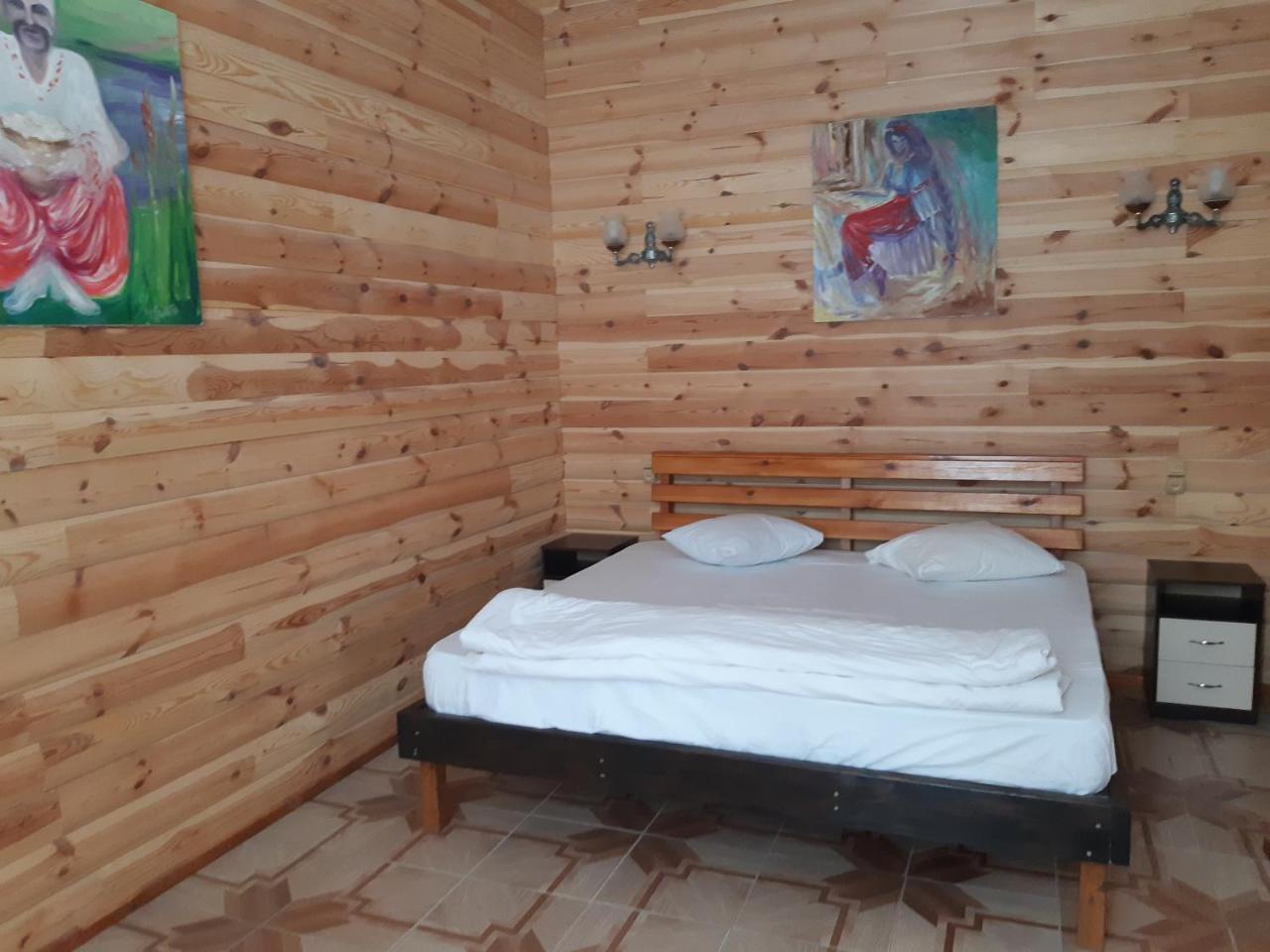 Комплекс Відпочинку "Колиба" Hotell Korosten Exteriör bild