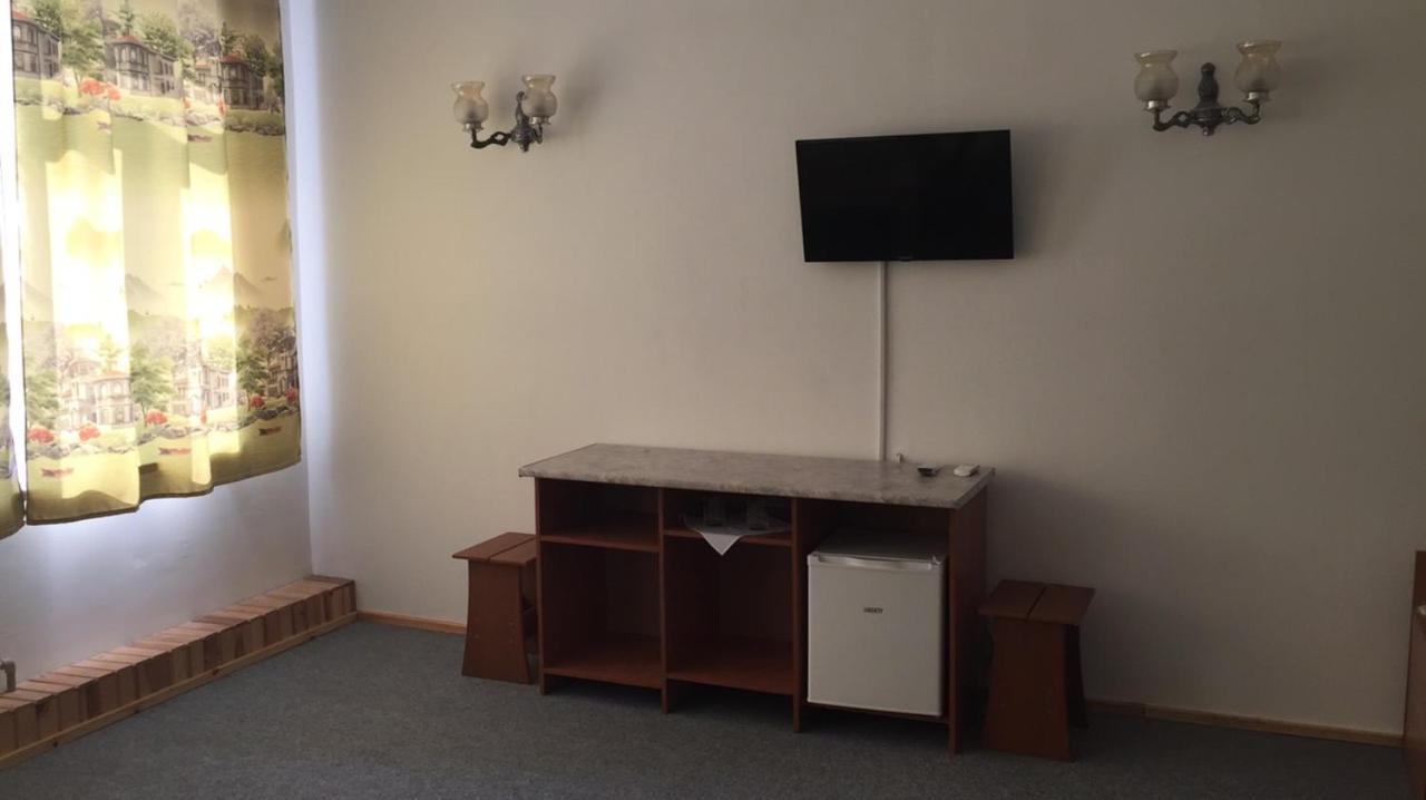 Комплекс Відпочинку "Колиба" Hotell Korosten Exteriör bild